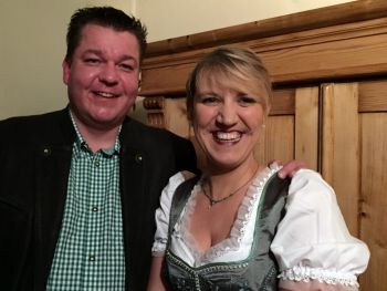 Lars und Stefanie Kirschbaum in Tracht